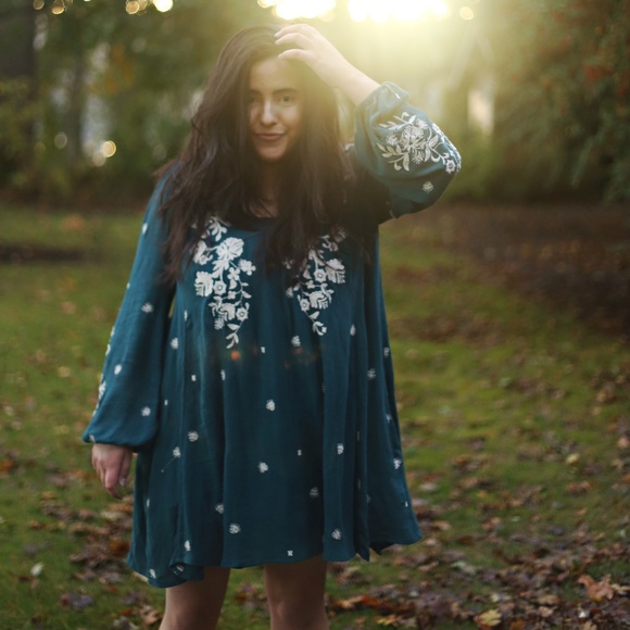 Free People Dresses & Skirts - Free People Sweet Tennessee Embroidered Dress Size Medium